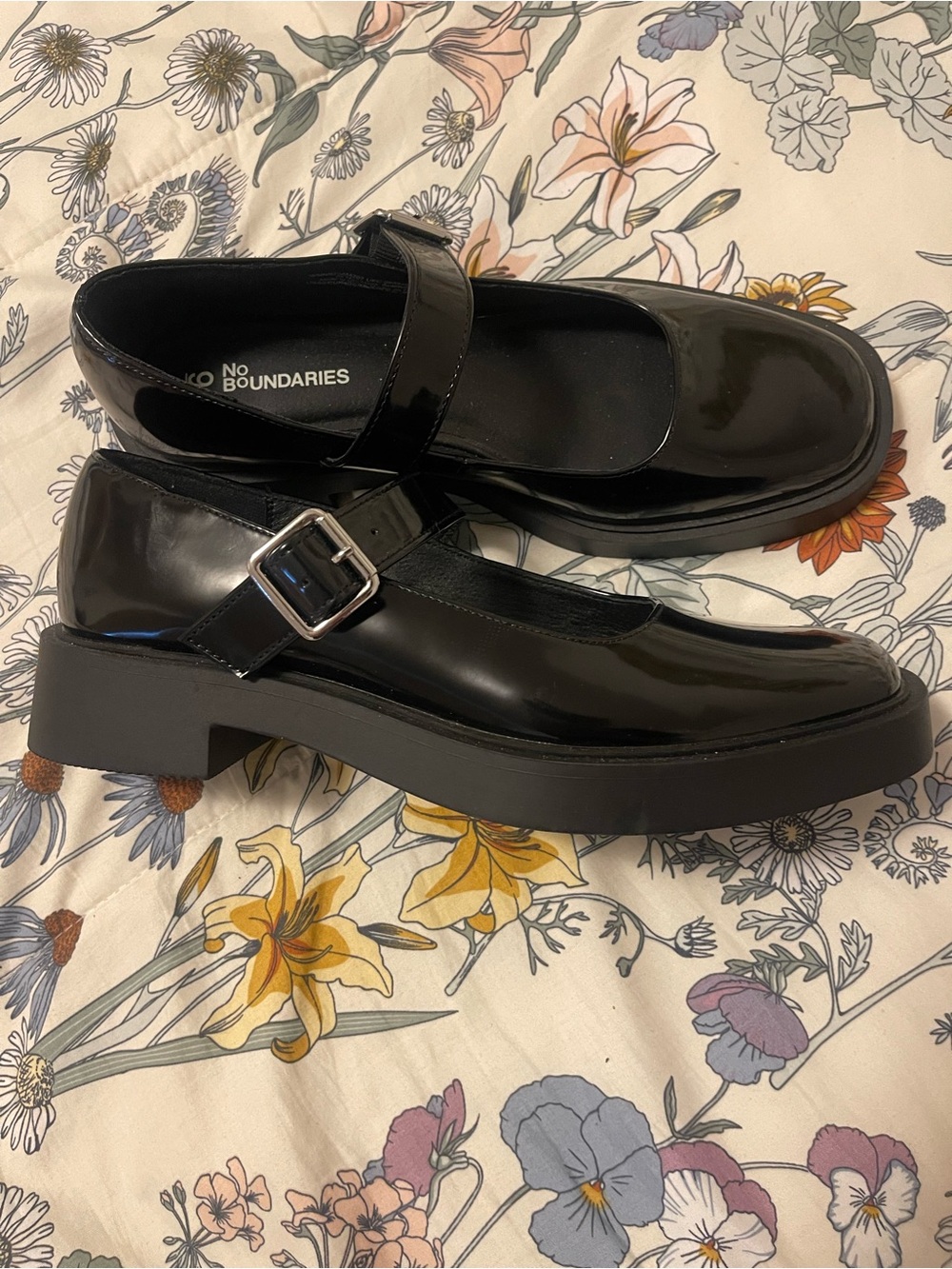 No Boundaries Black Patent Mary Jane Flats with Strap - Picture 2 of 3